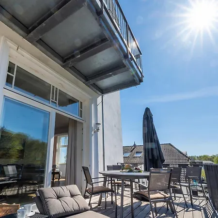 Ferienwohnung Schilfrohr Meerblick Pool Sauna Kamin Ruegen Strandnah