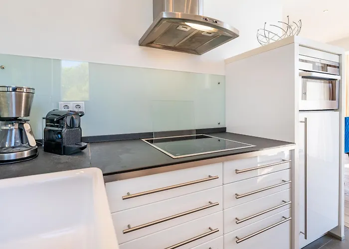 Ferienwohnung Schilfrohr Meerblick Pool Sauna Kamin Ruegen Strandnah *